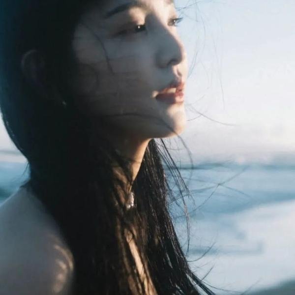 钢管舞娘